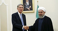 Rouhani Receives Hammond: Strengthening Relations

