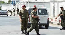 Tunisian Troops Seize Arms, Papers with ’ISIL’ Symbol

