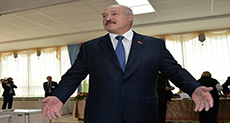 Belarus Leader Lukashenko Wins Fifth Term

