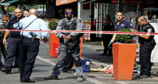 ’Israelis’ Shoot, Arrest Palestinian Resistant