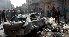 15 Killed, 100 Wounded, 3 Car Bombs Explode in Syrian Town
