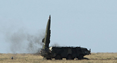 Yemeni Tochka Ballistic Missiles Beat Saudi Aggression, Mercenaries in Lahij
