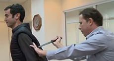 Knife-Proof Vest Proves Useless, ’Israeli’ TV Reporter Injured in Test

