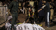 Pakistan Arrests Thousands in Response to Easter Bombing
