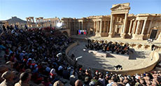 Russian Maestro Conducts Concert in Ruins of Syria’s Palmyra
