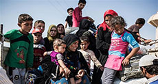 1000s Trapped in Daesh-Held Raqqa, Northern Aleppo amid Fighting
