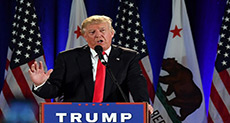 Trump Praises ’My African American’ Supporter at Rally
