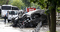 11 Killed, 36 Injured in Bomb Attack on Police Vehicle in Istanbul