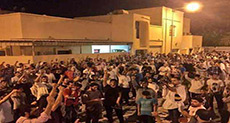 Bahraini Protesters Spend Night Outside Ayatollah Qassim’s Home
