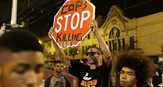 Americans Rally in Chicago against Police Brutality
