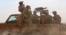 US-backed Militants Force US Commandos to Leave Syrian Town: Dogs! Get out!
