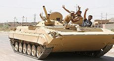 Iraqi Army Reaches Center of Key Town South of Mosul
