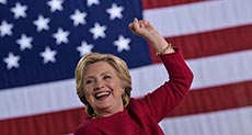 Poll: Clinton Grabs 5-Point Lead as Independents Shift 