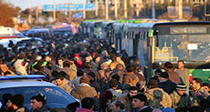 Thousands Evacuated from E Aleppo ahead of UN Vote