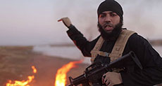 Daesh Releases Video of Burning 2 Turkish Servicemen Alive!