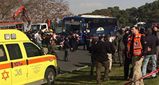 Heroic Truck-Ramming Op in Occupied Al-Quds: 4 ’Israeli’ Soldiers Killed