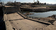 Iraqi Forces Reach Second Mosul Bridge, Fight near University