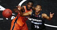 Basketball Player’s Eye Pops Out on Court