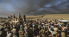 Battle for Mosul: Iraqi Troops Advance on Western Front