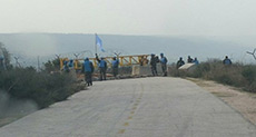 «Israeli» Bulldozer Removes Concrete Blocks along Lebanon Border