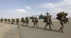US Deploys 2,500 Troops to Kuwait, Ready for Syria, Iraq Mission