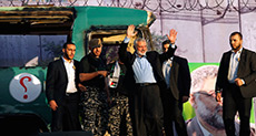 Haniyeh to Head Hamas Political Bureau: Reestablish Relations with Tehran