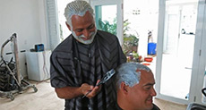 Puerto Rico Baseball Fans Go Blond!