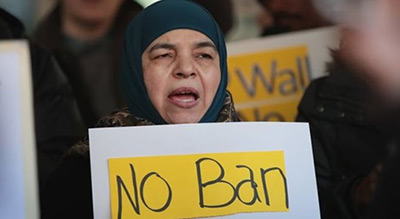 Hawaii Judge Extends Hold on Trump Travel Ban