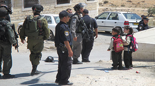 ‘Israel’ Detained 300+ Palestinian Children since the Beginning of 2017