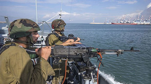 ‘Israeli’ Forces Fire at Gaza Fishermen, Spray Pesticides on Palestinian Crops