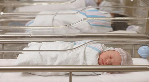 Daughter Finds Out She Was Accidentally Swapped at Birth