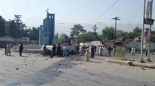 Pakistan Suicide Attack: Car Bomber Kills at Least 7, Injures 15