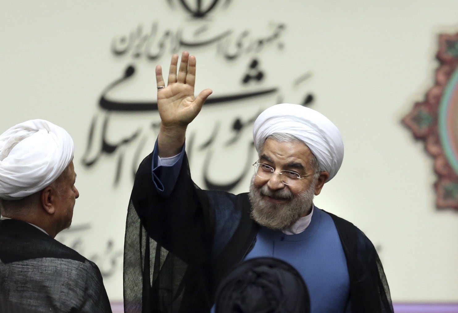 Iran’s Rouhani Presents Cabinet to Parliament