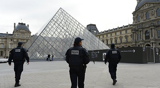 France to Boost Military Budget Due to Terrorist Threat