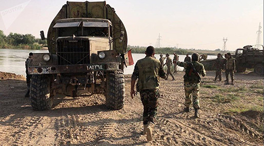 Syrian Army Crosses Euphrates’ Eastern Bank in Deir Ez-Zor