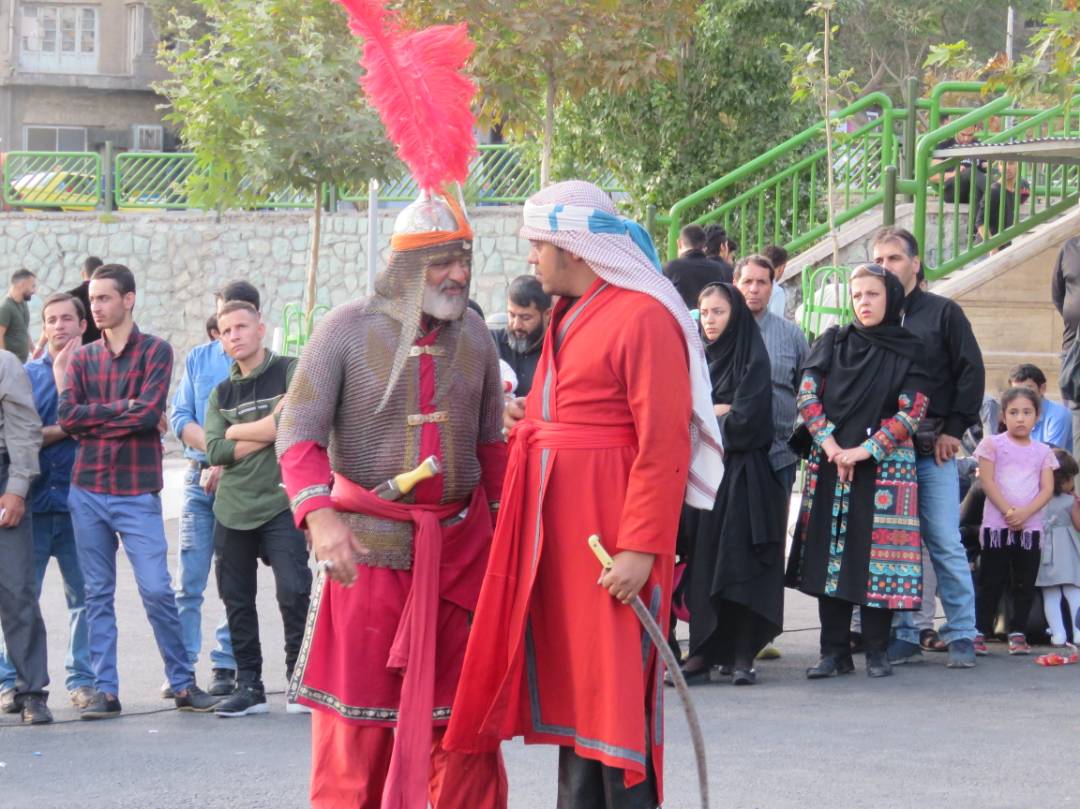 Iranians mark ninth day of Muharram: Photo report 