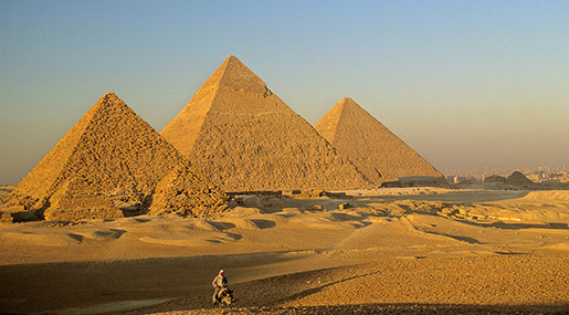 Breakthrough Discovery Inside Giza Pyramid Baffles Scientists
