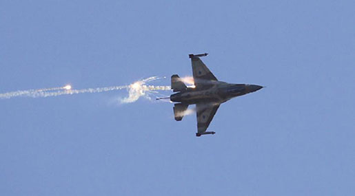 ’Israeli’ Warplanes Strike Syria Military Position Near Capital