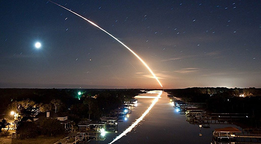 Bright-Red Meteorite Seen Above Russia’s Urals Stuns Viewers