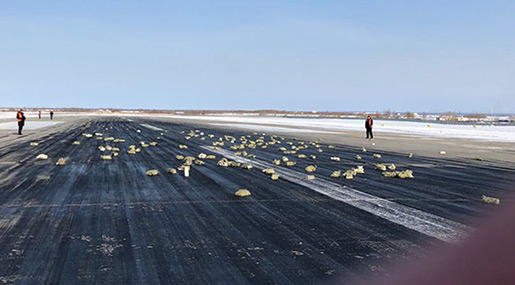 Tons of Gold Pours from Sky in Russia after Plane Hatch Falls Off