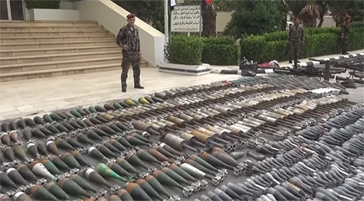 «Israeli»-Made Weapons among Arms Handed Over By Militants in Damascus