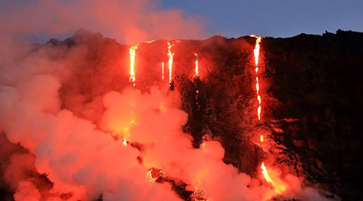 Hawaii’s Kilauea Volcano Lava Flowing into Pacific