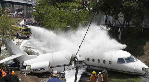 Private Jet Splits in Half on Takeoff in Honduras, at Least Six Injured