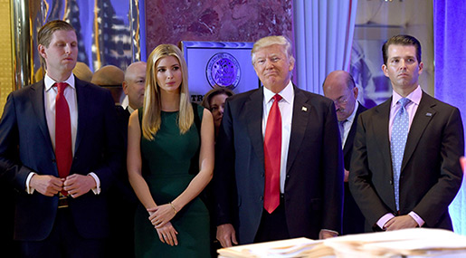 New York Sues Trump, His Charity over «Self-Dealing»