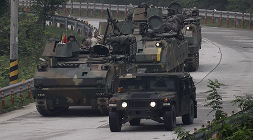 Trump Repeats Call to Halt US-South Korea Drills