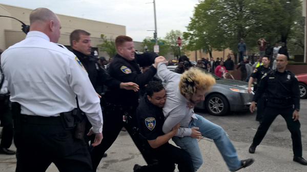 US: Two arrested After Scuffles Break Out at Baltimore Protest 
