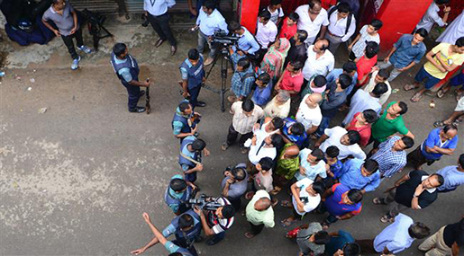 Bangladesh: Police Nab 5 Militants Planning Terror Attacks Bangladesh: Police Nab 5 Militants Planning Terror Attacks