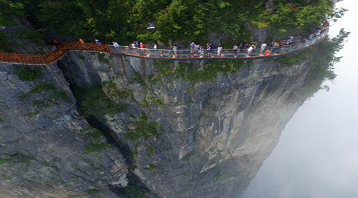 China's Glass Walkway in Tianmen Mountain