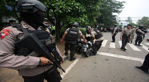 Indonesia Police Say Christmas Bomb Plot Foiled, Three Killed Indonesia Police Say Christmas Bomb Plot Foiled, Three Killed