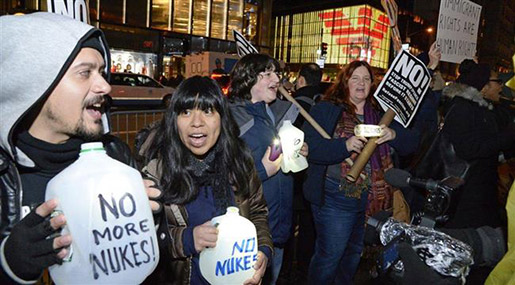 NYC protesters condemn Trump's views on nuclear weapons NYC Protesters Chant: No Nukes, No Trump